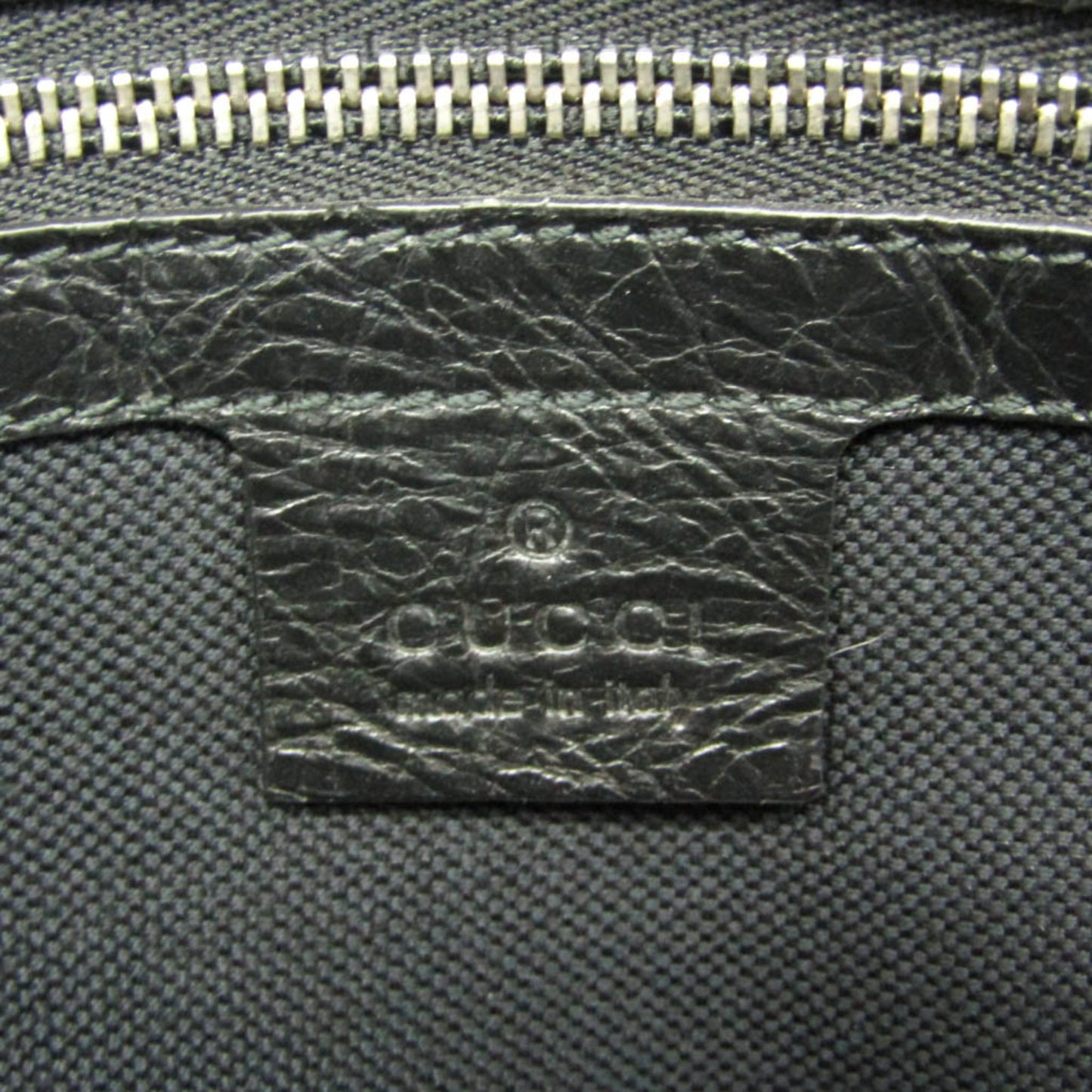 Gucci Interlocking · Leather Clutch