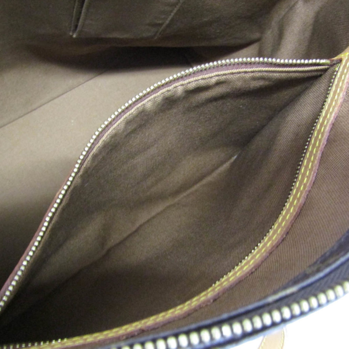 Louis Vuitton Monogram Cabas Mezzo