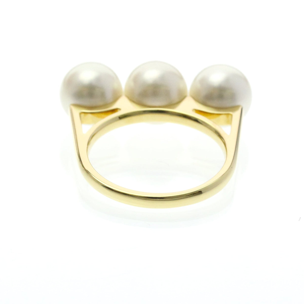 Tasaki Balance Ella · 18K Yellow Gold · Pearl