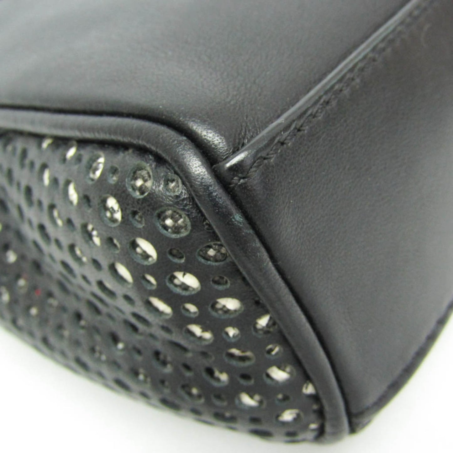 Dior Homme Carabiner Pouch · Punching Leather