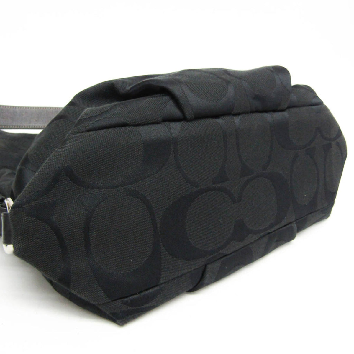 Coach Signature · Canvas & Leather