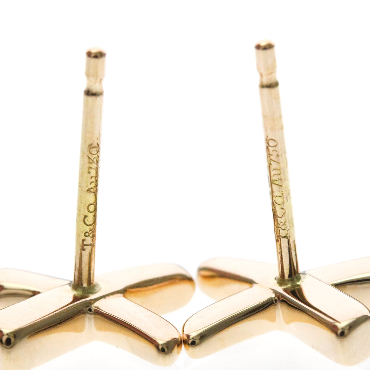 Tiffany Kiss · Rose Gold · Studs