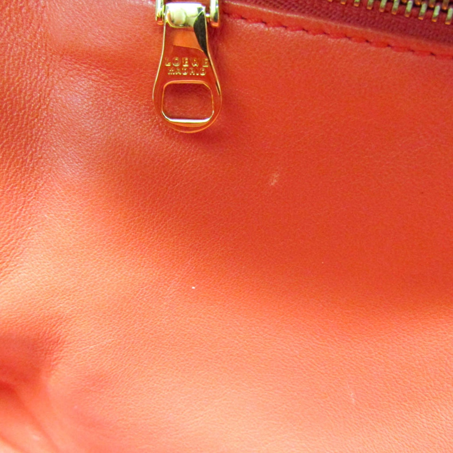 Loewe Amazona 36 · Leather