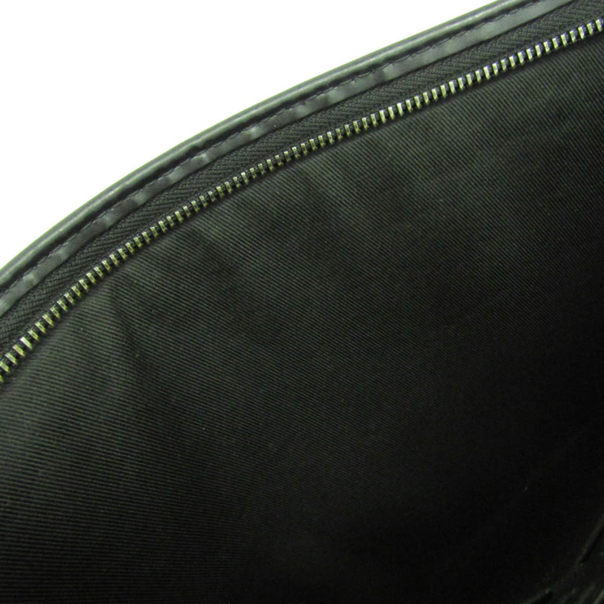 Louis Vuitton Pochette Voyage MM · Eclipse