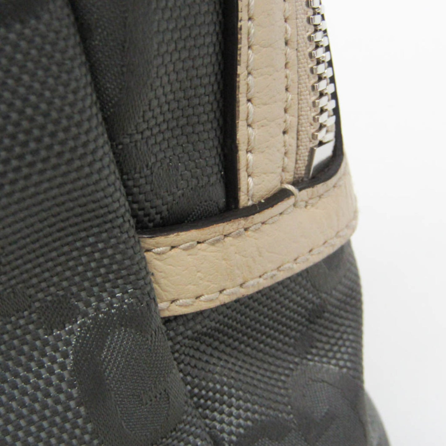 Gucci Off The Grid · Nylon & Leather Sling