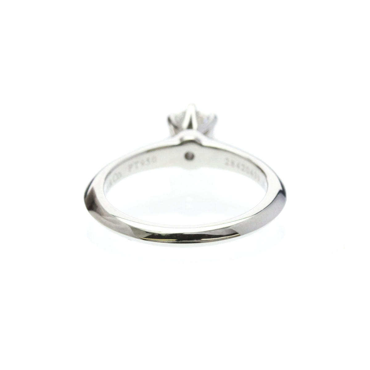 Tiffany Solitaire Diamond · Platinum