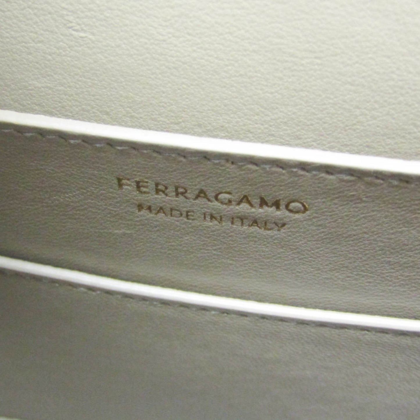 Salvatore Ferragamo Gancini · Leather