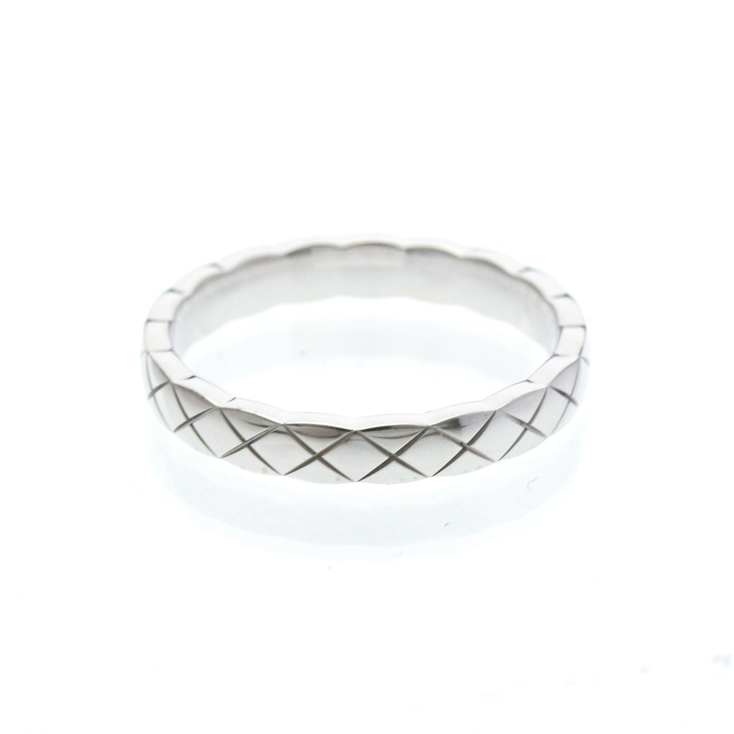 Chanel Coco Crush · 18K White Gold