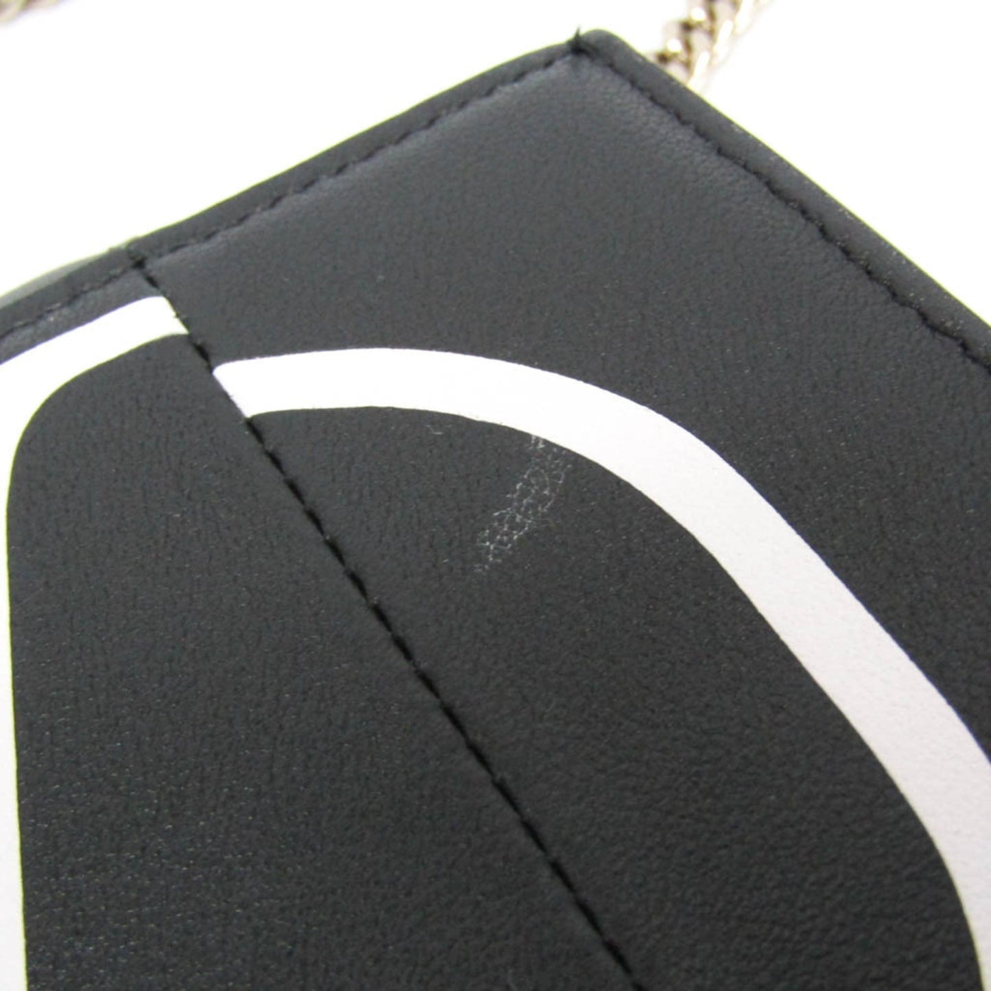 Valentino Garavani V Logo · Chain Pouch