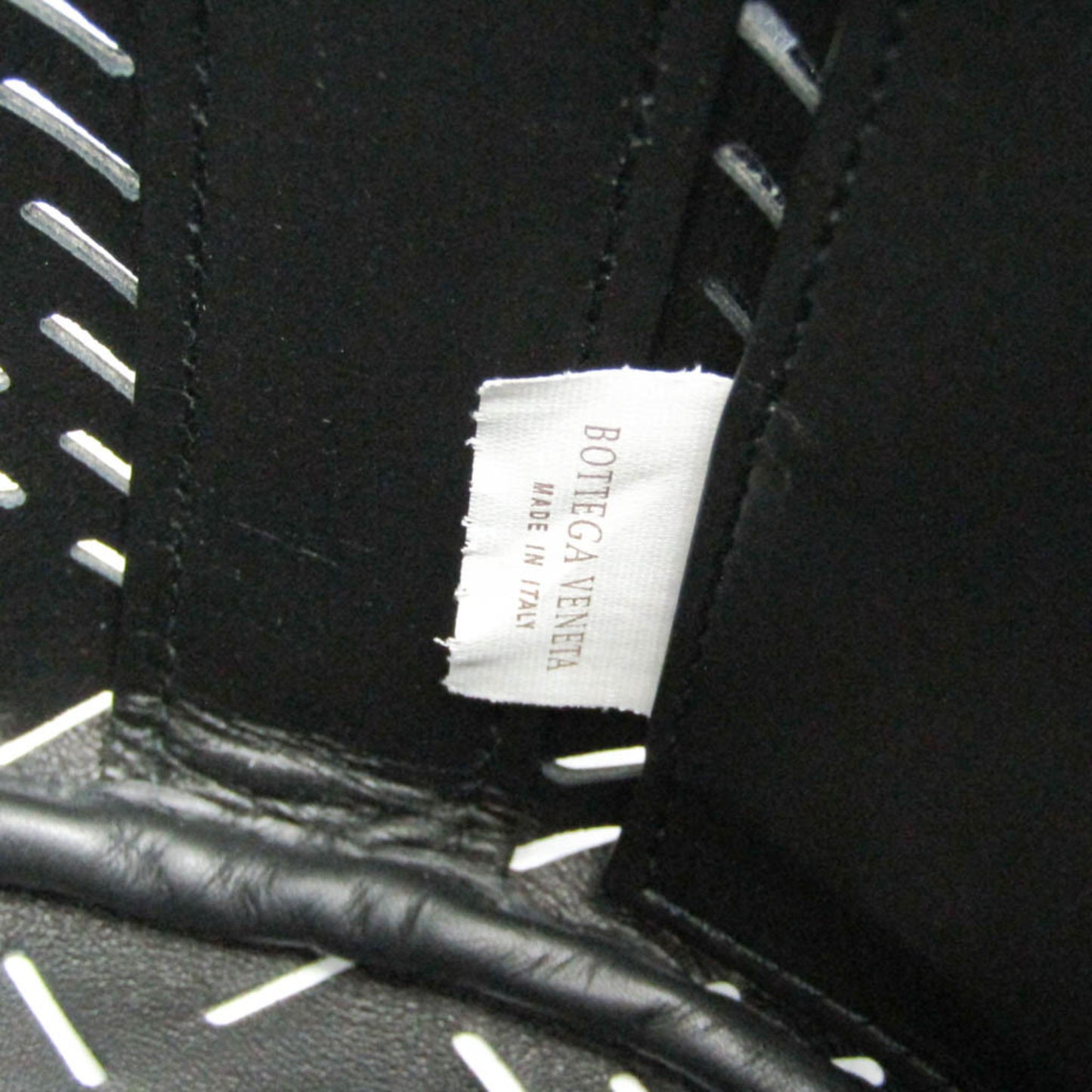 Bottega Veneta Drawstring Bucket · Leather