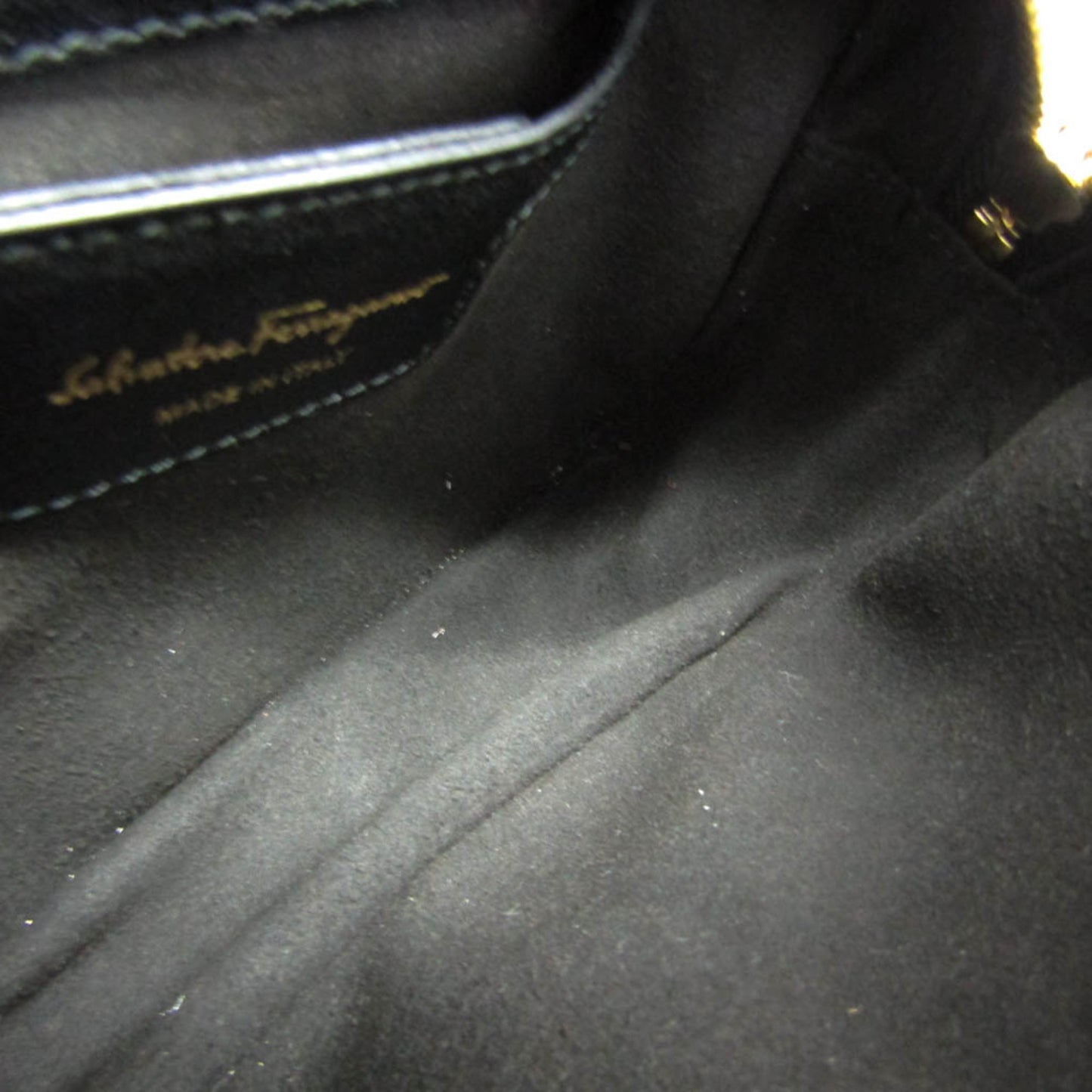 Salvatore Ferragamo Vara · Leather