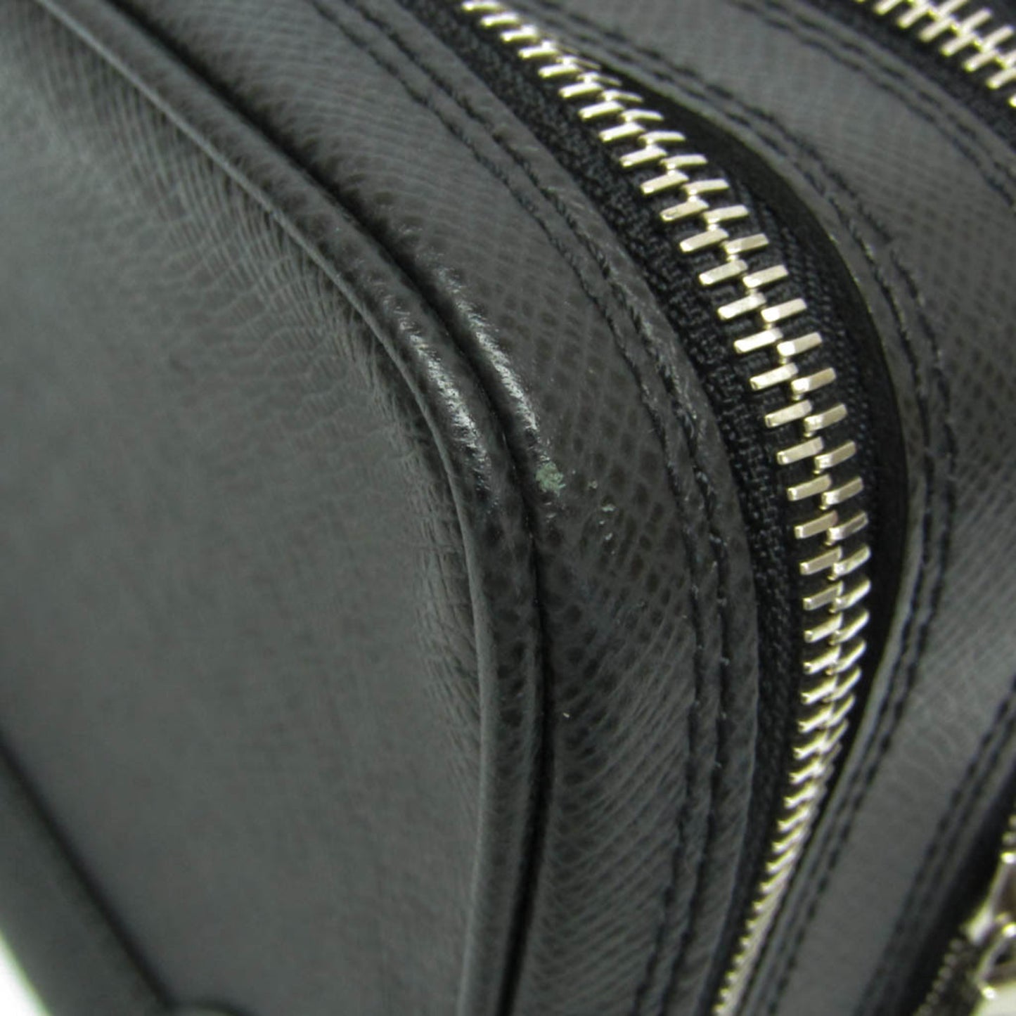 Louis Vuitton Taiga Pavel · Ardoise
