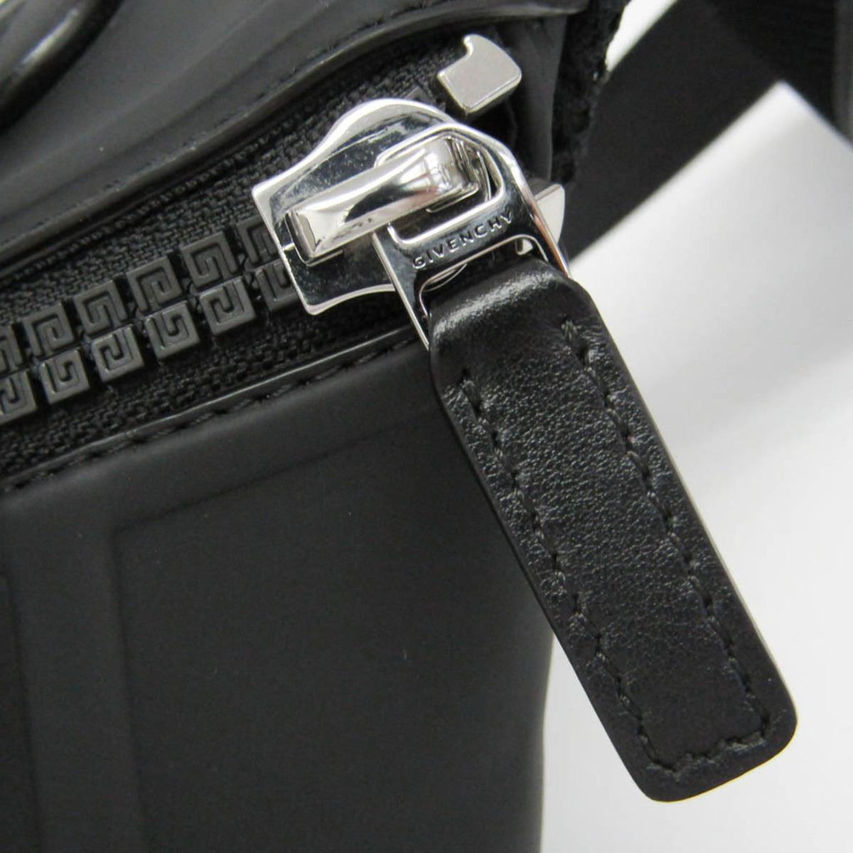 Givenchy G-Zip Triangle · Sling Bag