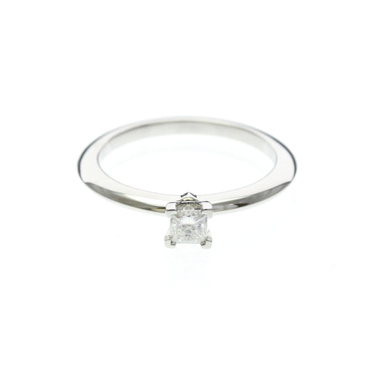 Tiffany Solitaire · Platinum · Diamond