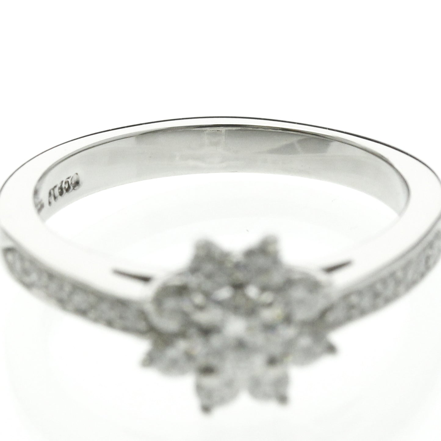Tiffany Flora · Platinum · Diamond