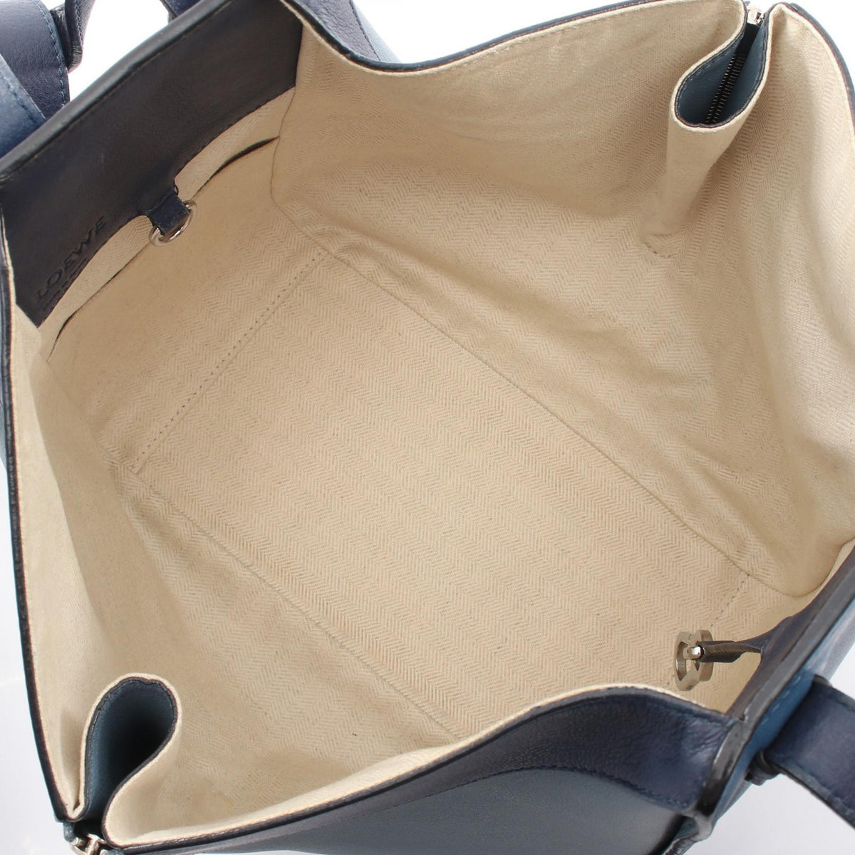 Loewe Hammock Small · Leather