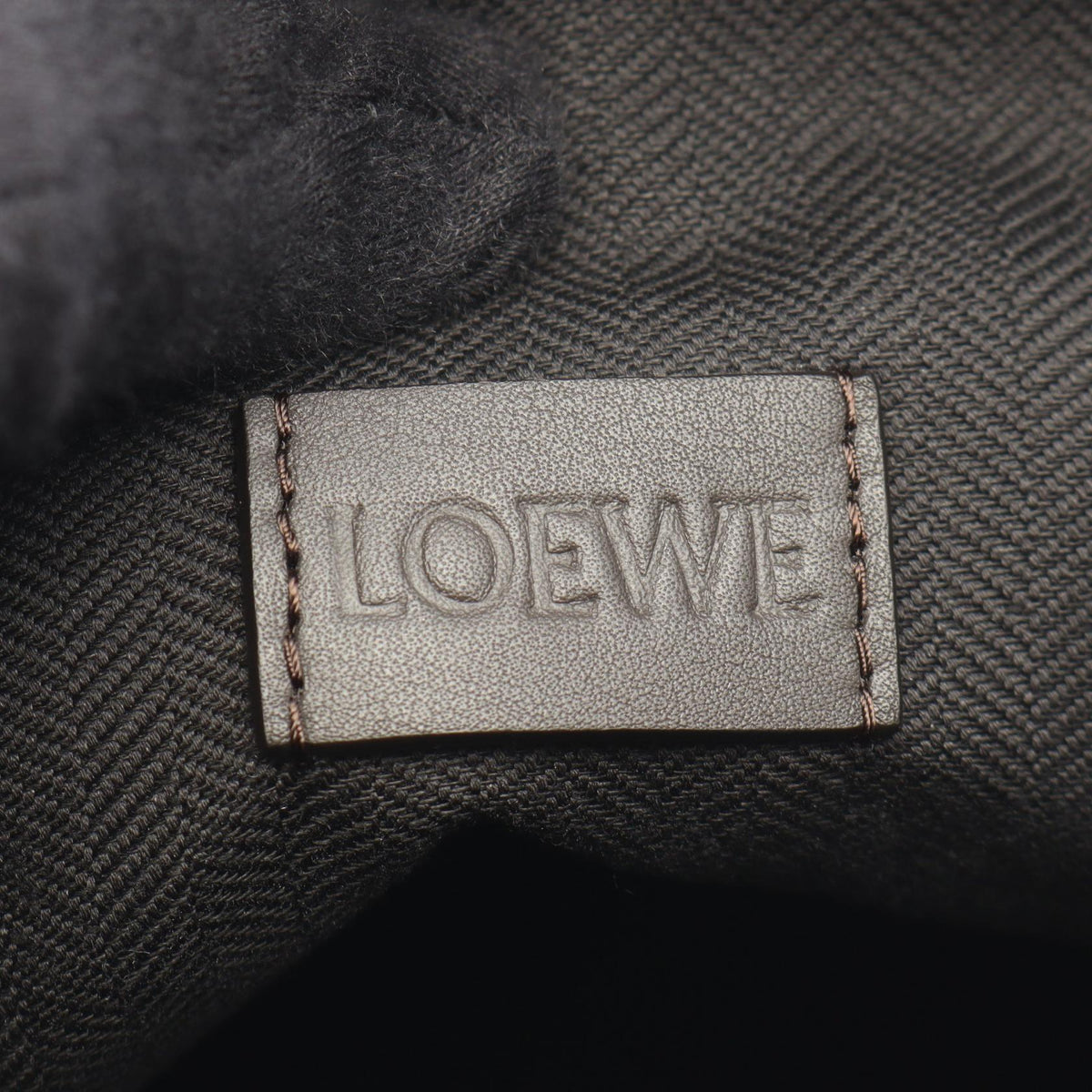Loewe Cubie Regular · Leather