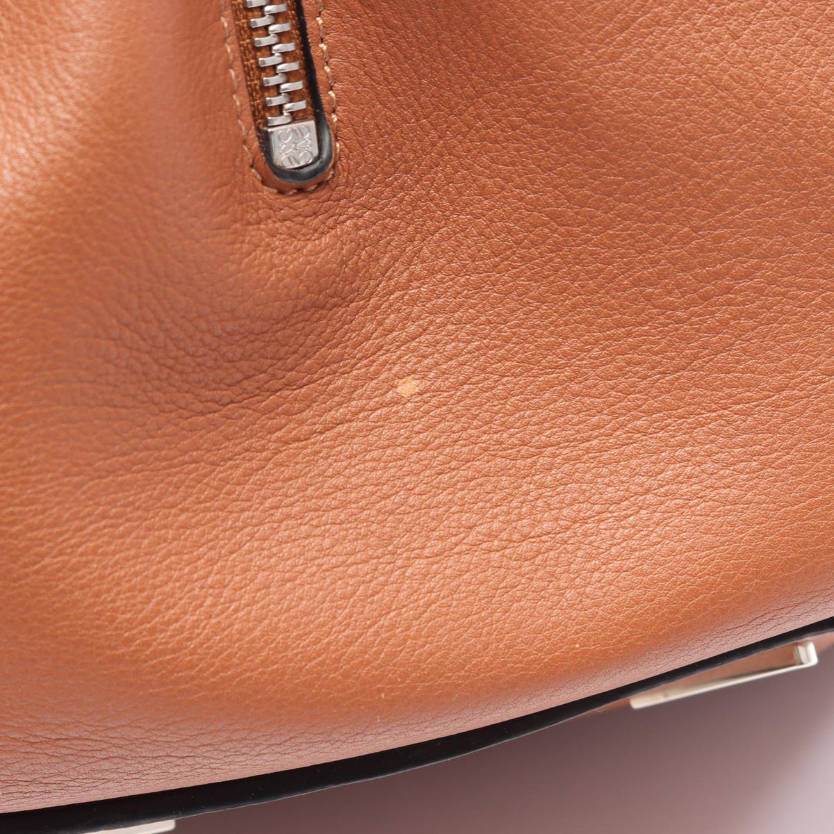 Loewe Hammock Small · Leather