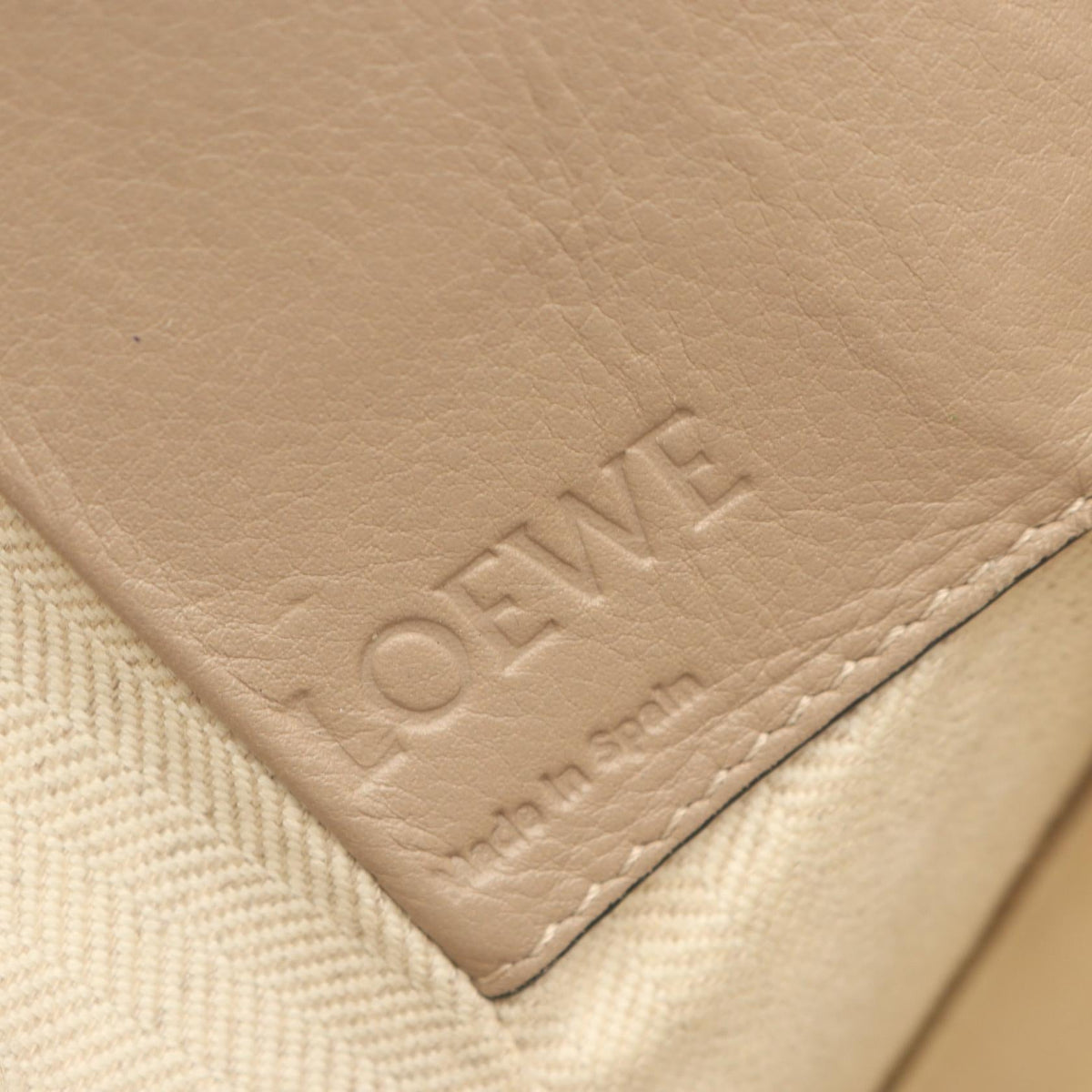 Loewe Hammock Small · Leather