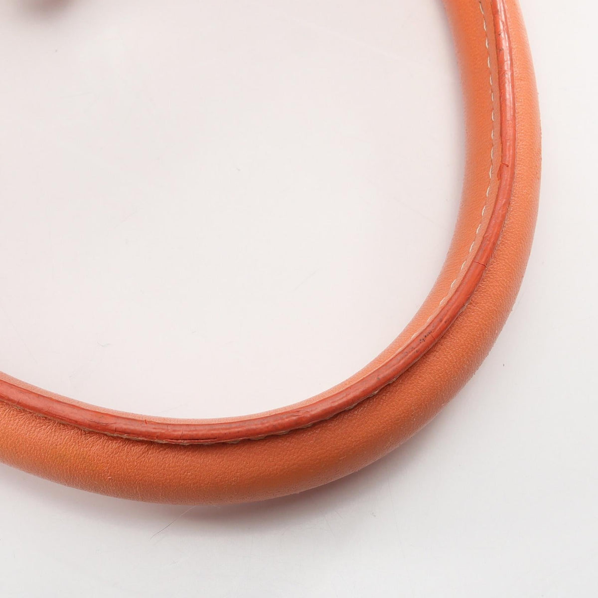 LOEWE Amazona 36 · Leather