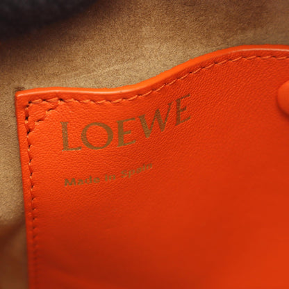 Loewe Amazona 16 · Leather