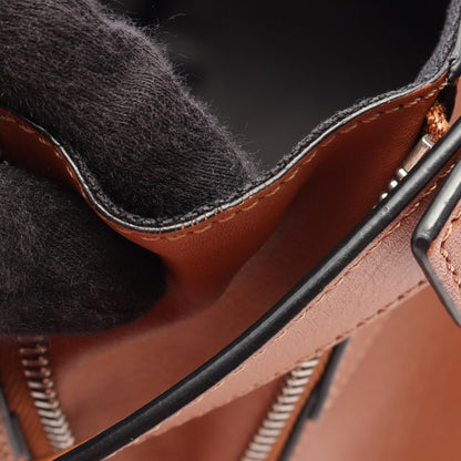 Loewe Hammock Medium · Leather