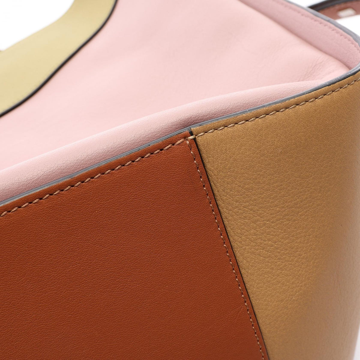Loewe Hammock Small · Leather