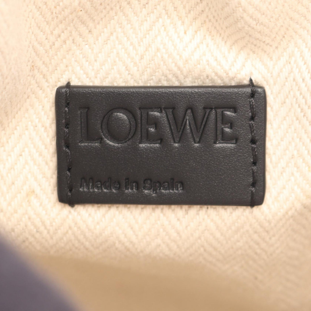 Loewe Blade Pocket · Raffia & Leather