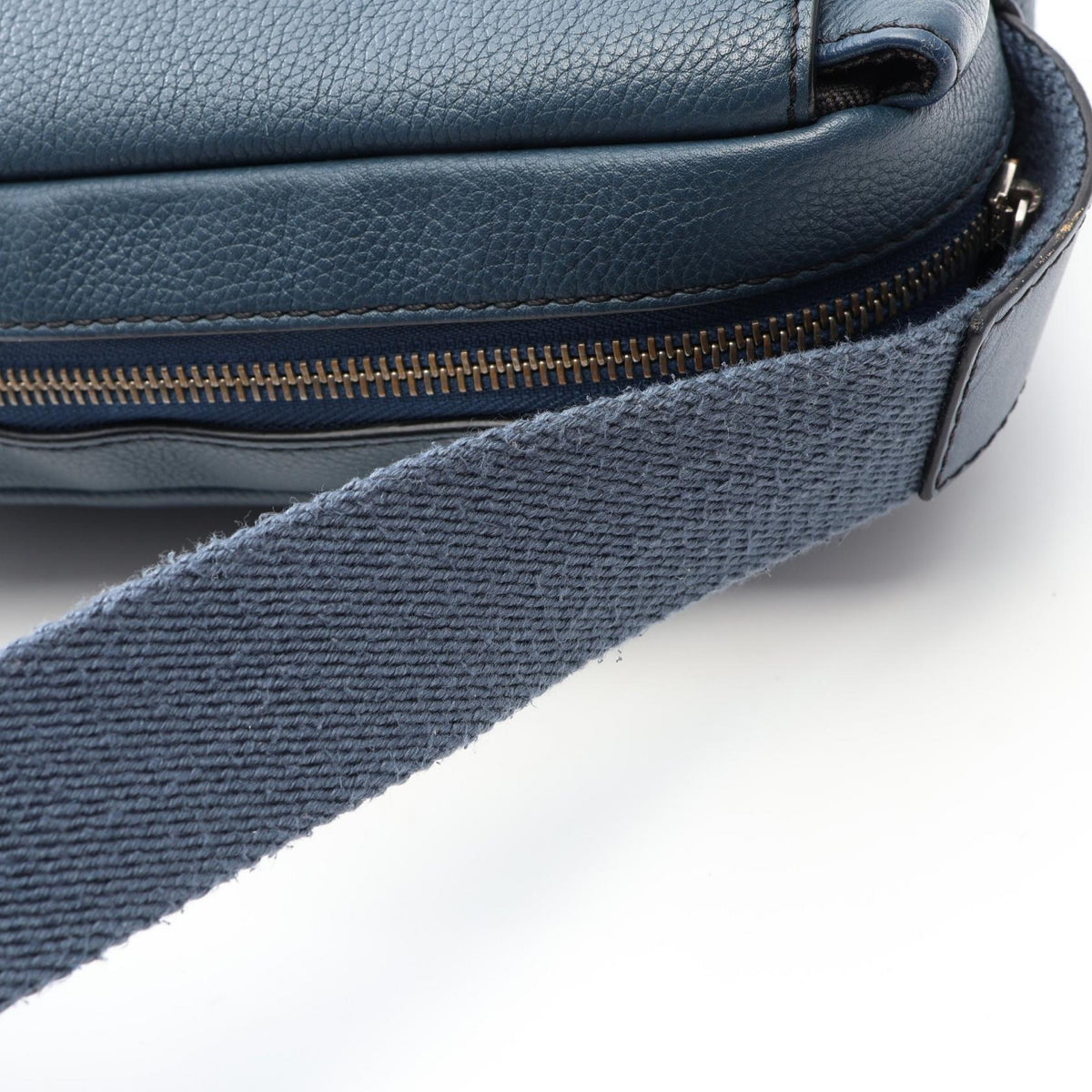 LOEWE Military Messenger XS · Leather