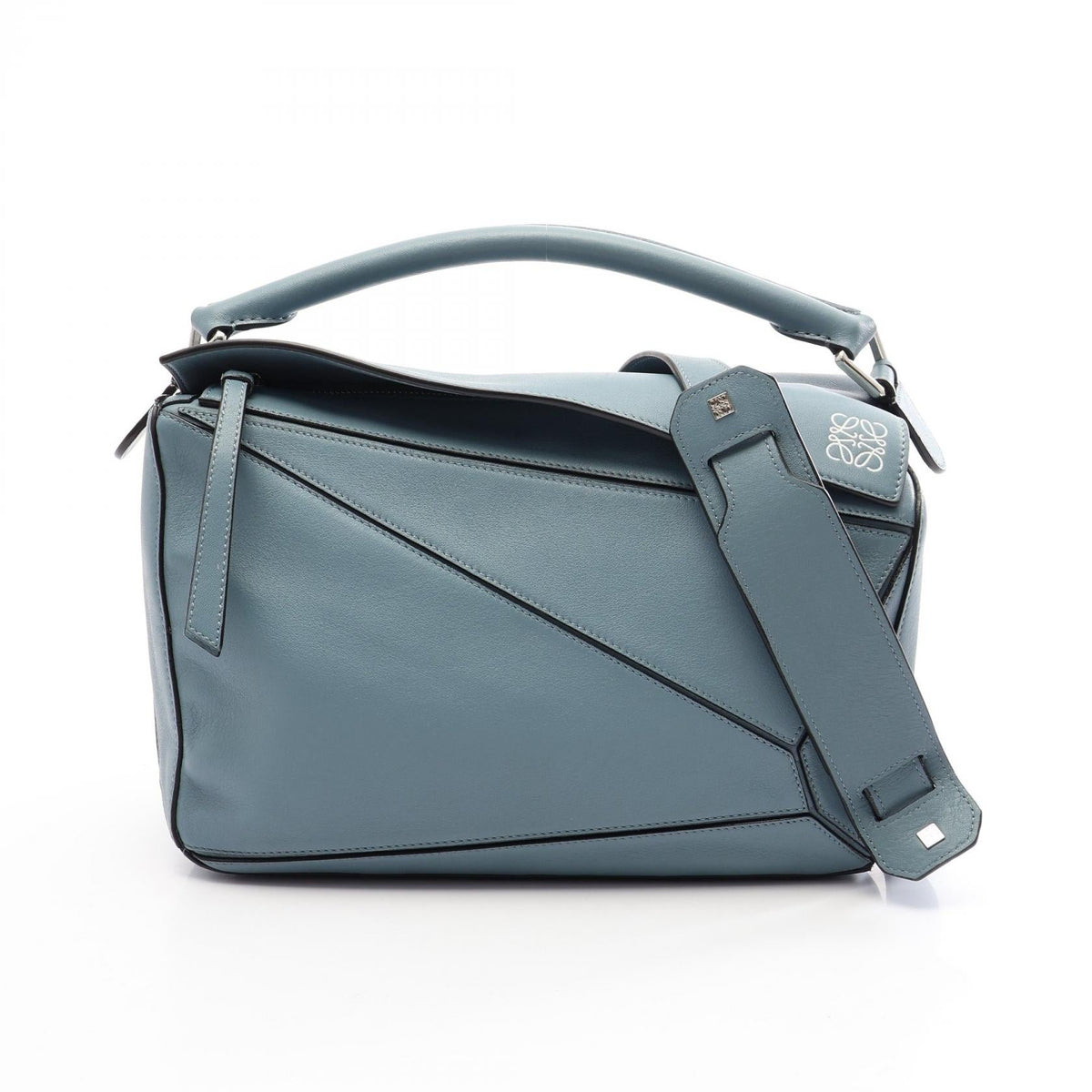 Loewe Puzzle · Medium · Leather