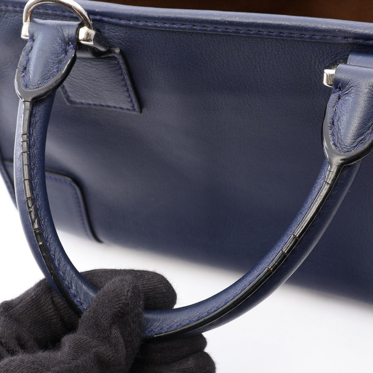 Loewe Amazona 28 · Leather