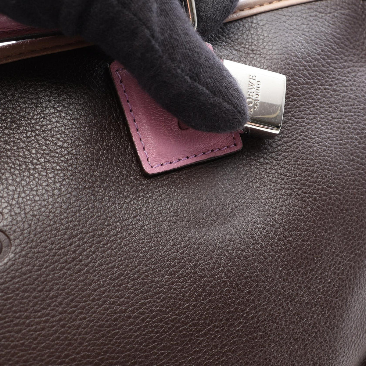 Loewe Amazona 36 · Leather