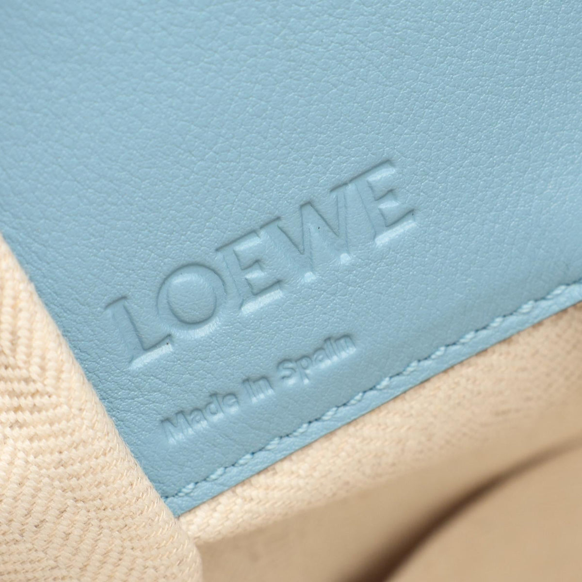 Loewe Hammock Small · Calfskin