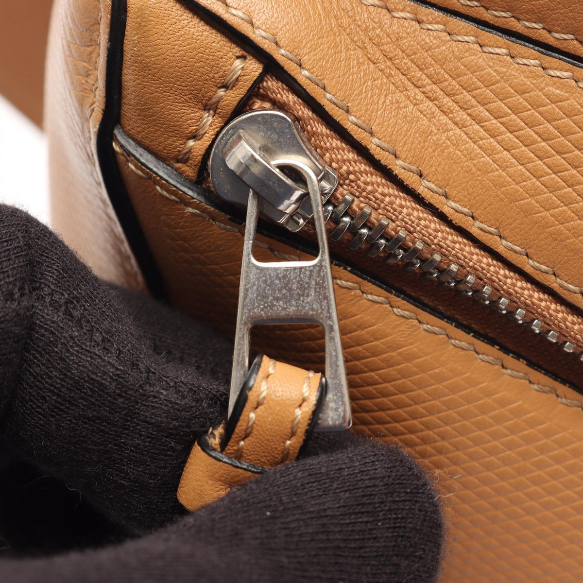 Loewe Puzzle Bum · Small