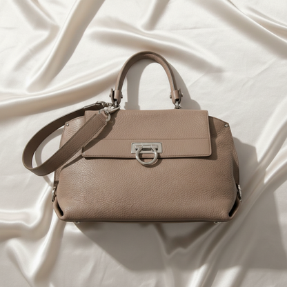 Salvatore Ferragamo Gancini Medium Sophia BW-21 A896 Women's Leather Handbag,Shoulder Bag Pink Beige