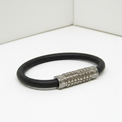 Louis Vuitton Taiga Bracelet Digit M6629E Leather Bangle Ardoise,Silver