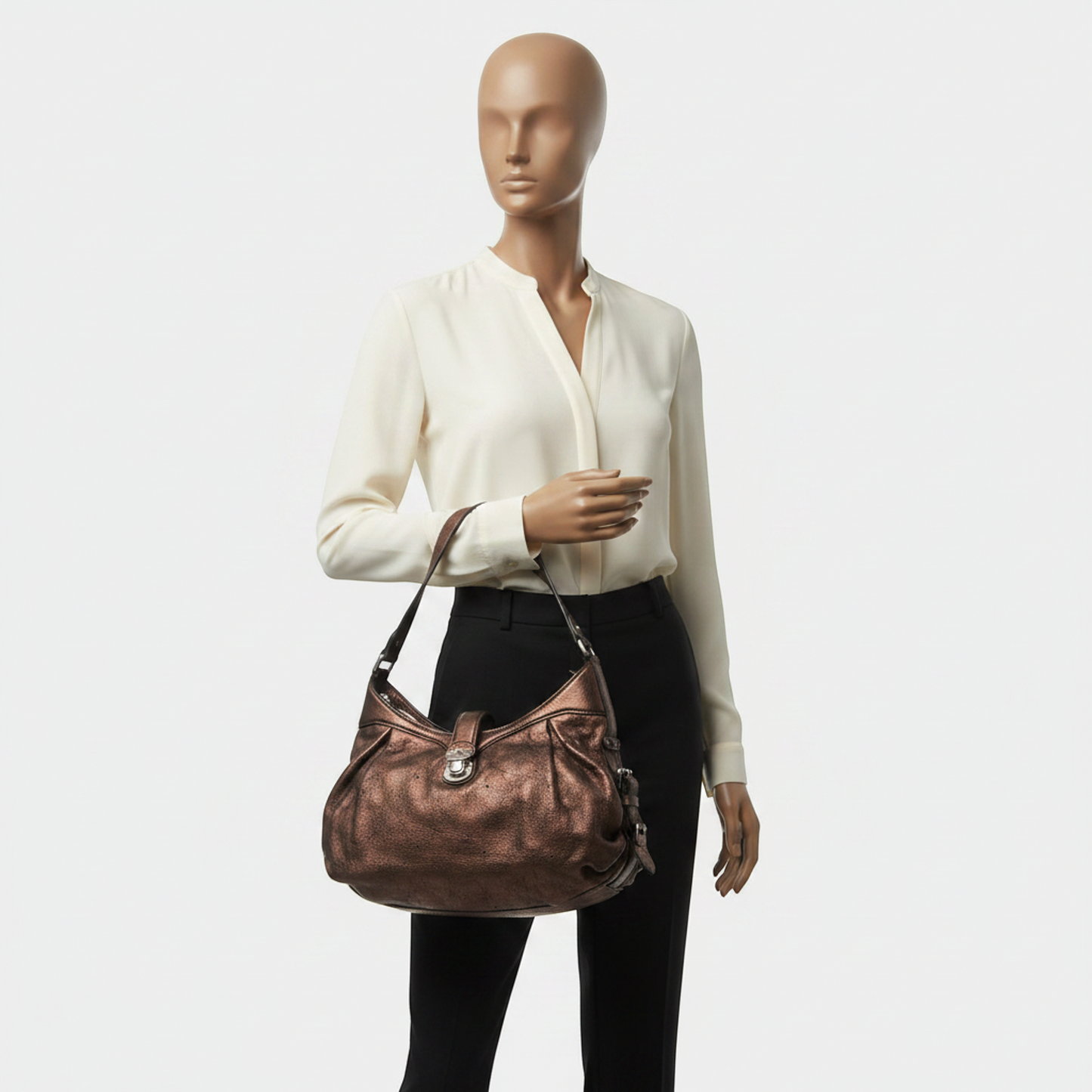 Louis Vuitton Mahina XS M95769 Women's Shoulder Bag Mordore