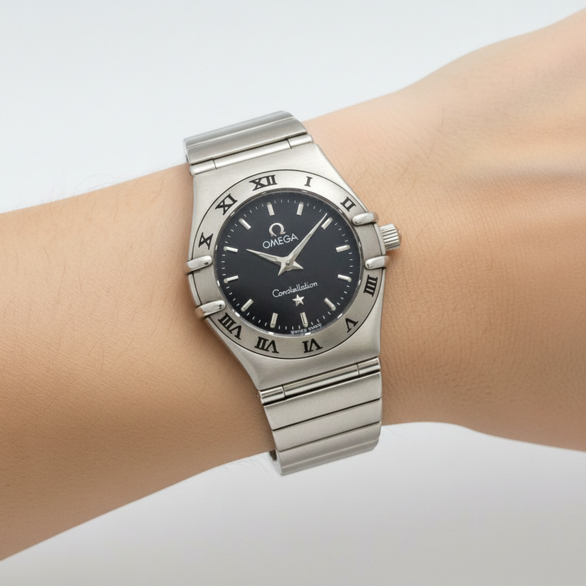 OMEGA Constellation Steel Quartz Ladies Watch 1572.40 Polished