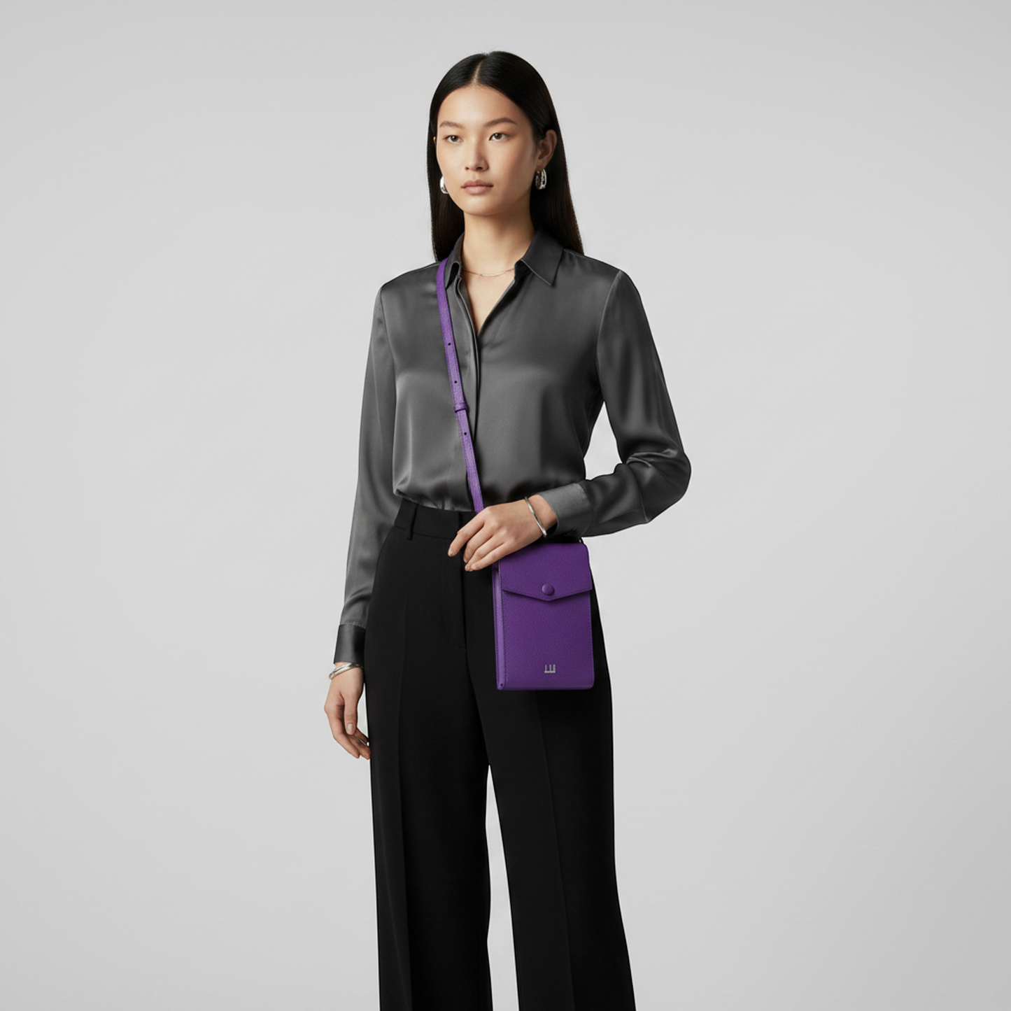 Dunhill Cadogan Women's Leather Shoulder Bag Purple