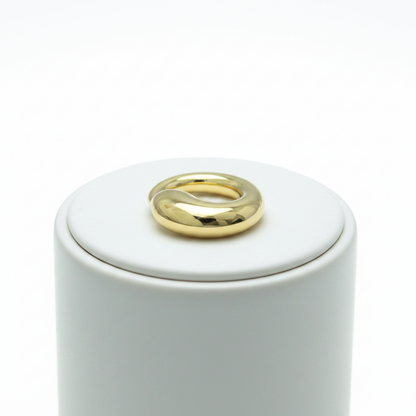 Tiffany Eternal Circle Yellow Gold (18K) No Stone Men,Women Fashion Pendant Necklace (Gold)
