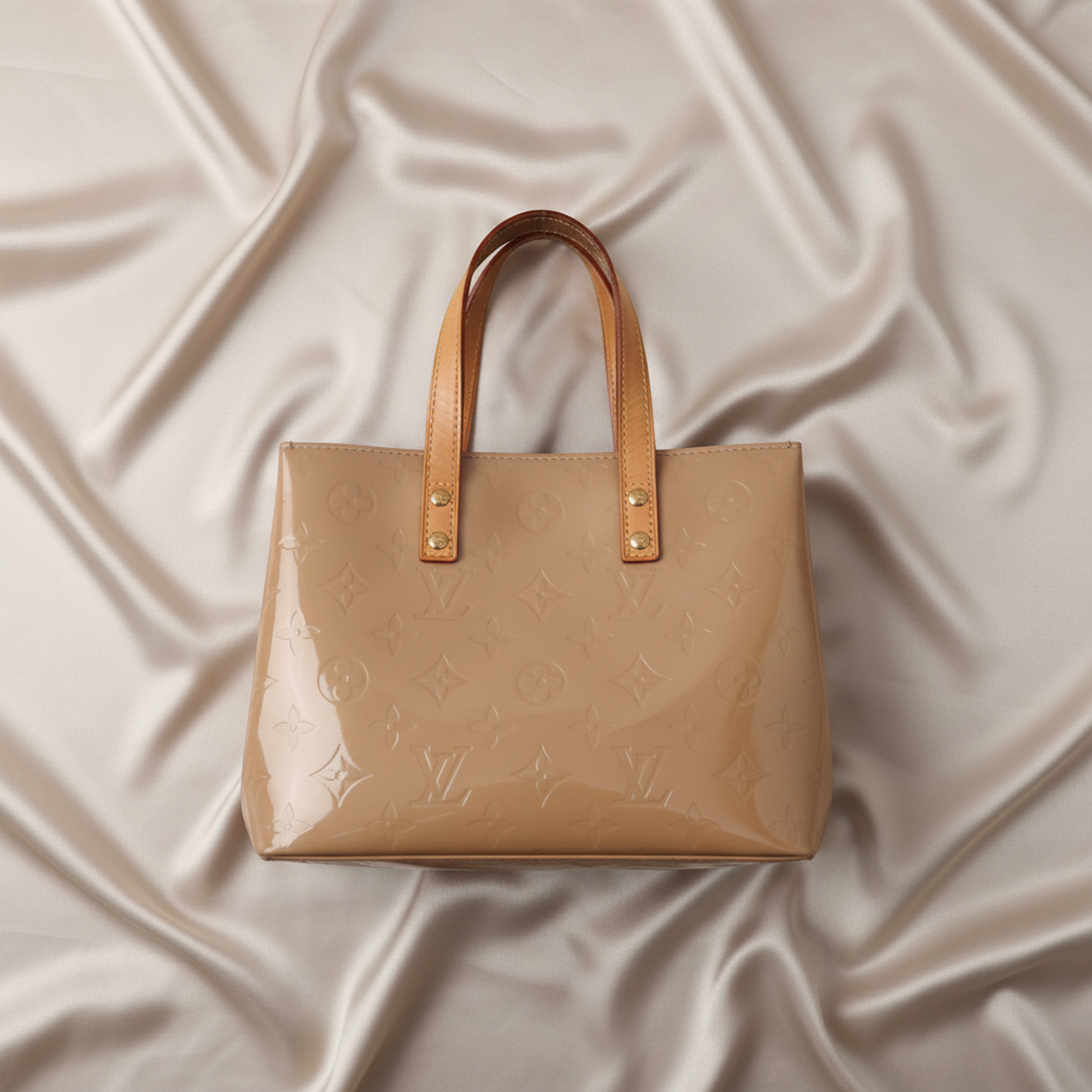 Louis Vuitton Monogram Vernis Reade PM M91334 Women's Handbag Noisette