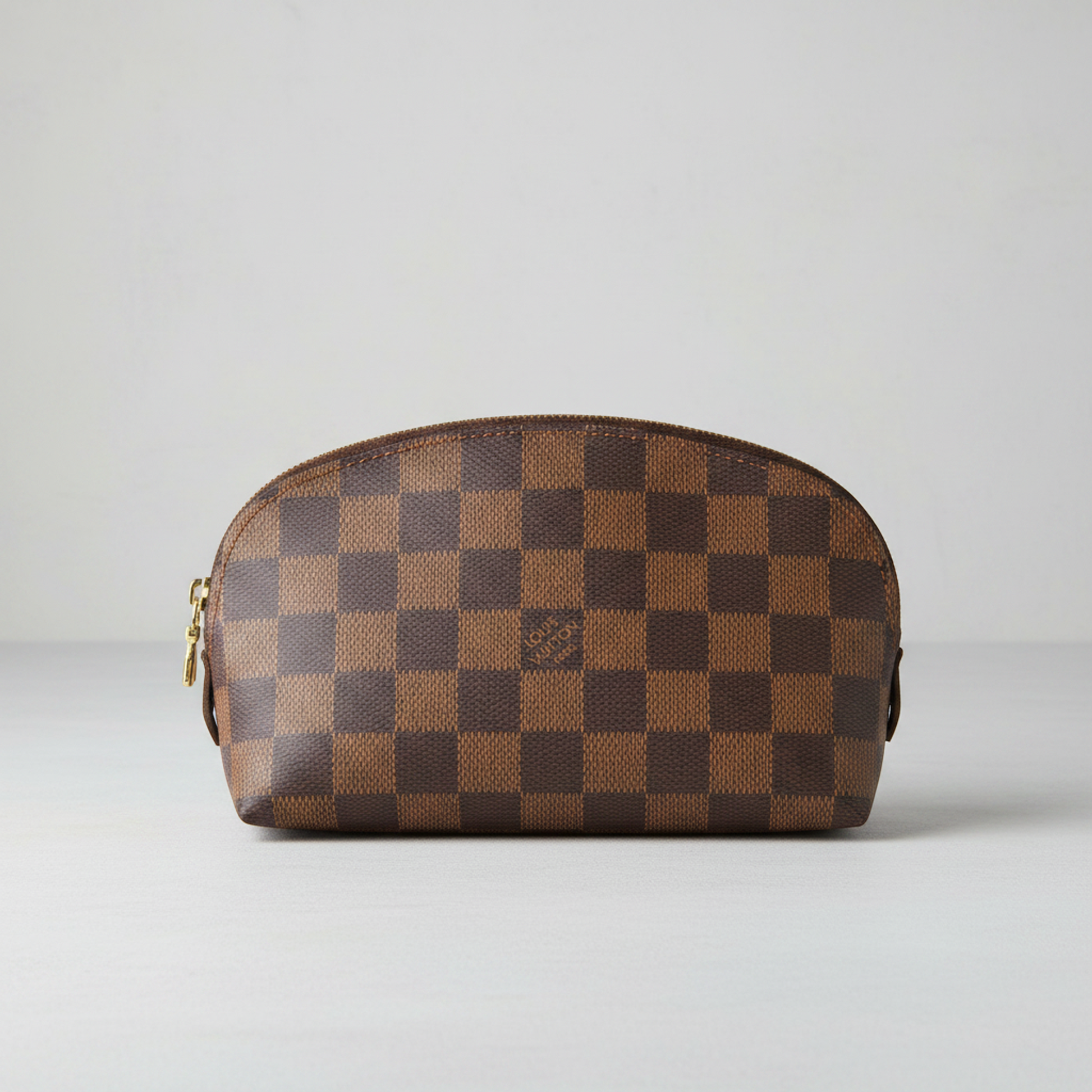 Louis Vuitton Damier Posh Cosmetic N47516 Men,Women Pouch Ebene
