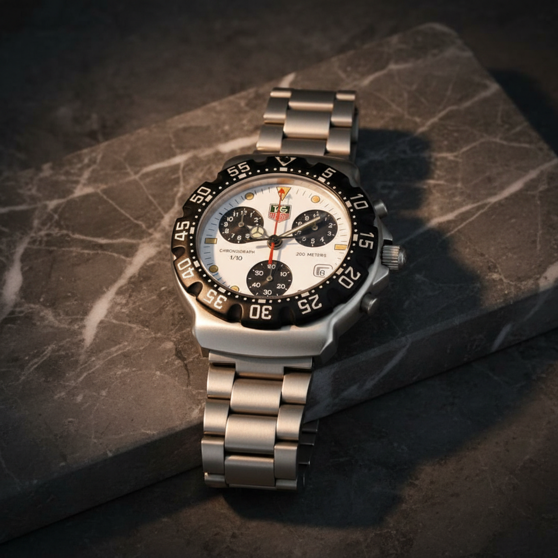 TAG HEUER 2000 Formula 1 Chronograph Steel Quartz Mens Watch CA1212