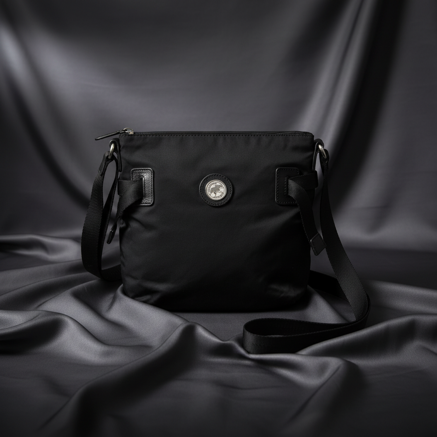 Hunting World 8005ASF Women's Nylon,Leather Shoulder Bag Black