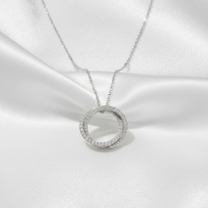 Ponte Vecchio Diamond Circle Necklace White Gold (18K) Diamond Men,Women Fashion Pendant Necklace (Silver)