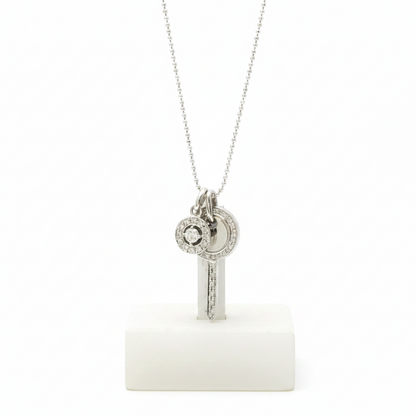 Vendome Aoyama Key Diamond Necklace White Gold (18K) Diamond Men,Women Fashion Pendant Necklace (Silver)