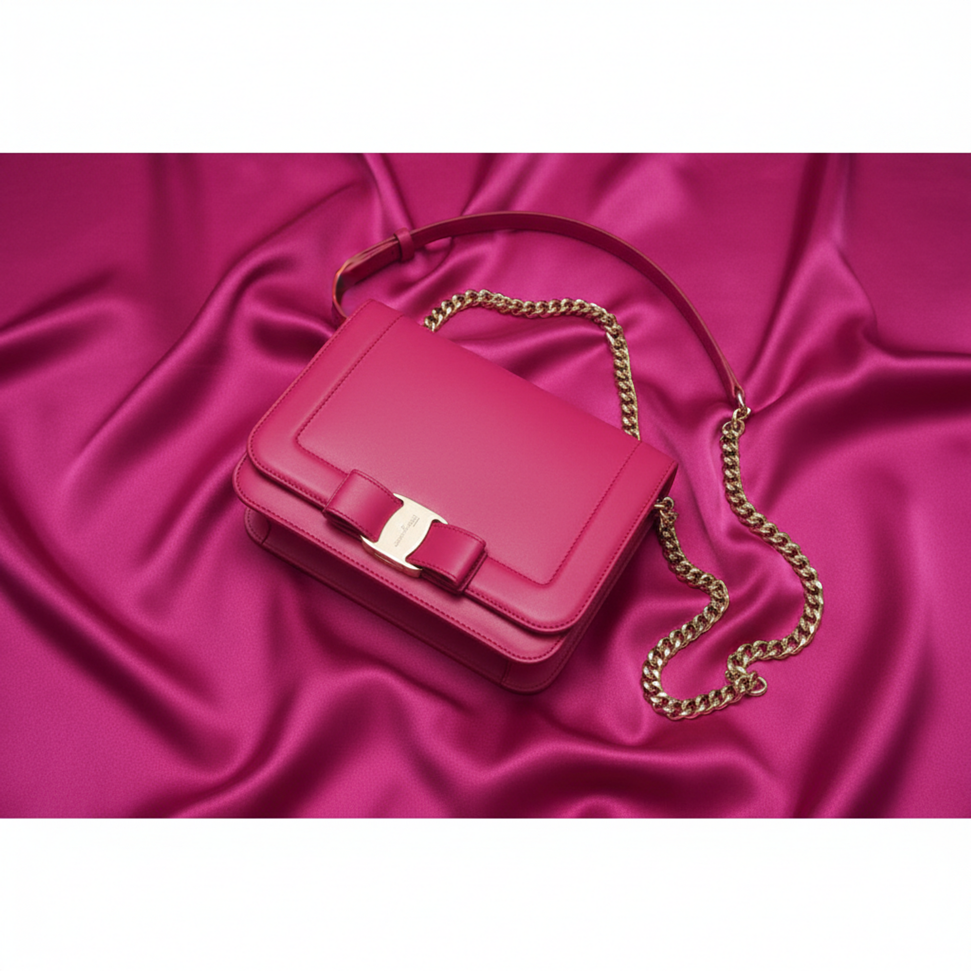 Salvatore Ferragamo Vara Ribbon New Bianco FZ-21 G 877 Women's Leather Shoulder Bag Pink