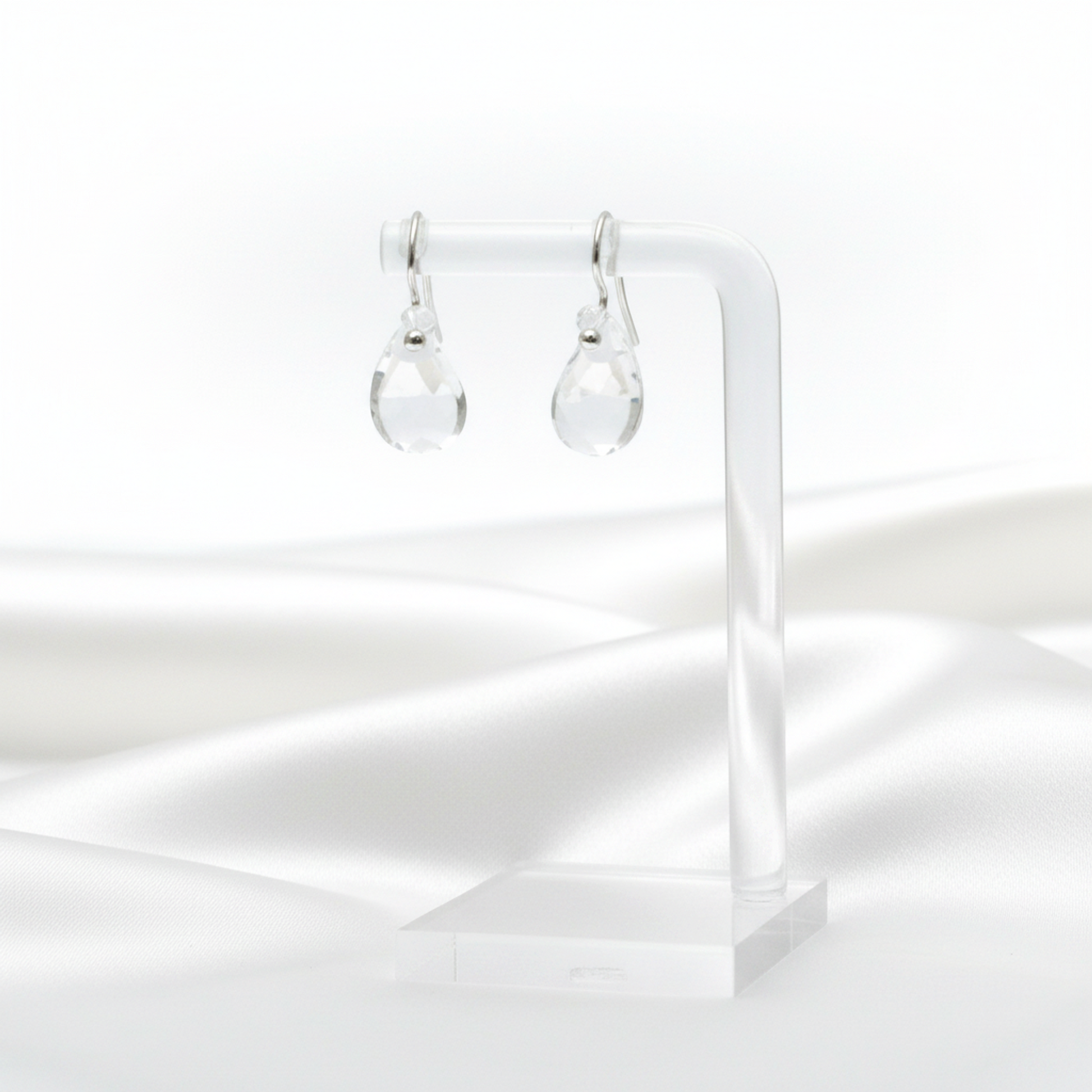 Tiffany Teardrop Crystal Earrings Crystal White Gold (18K) Drop Earrings Silver