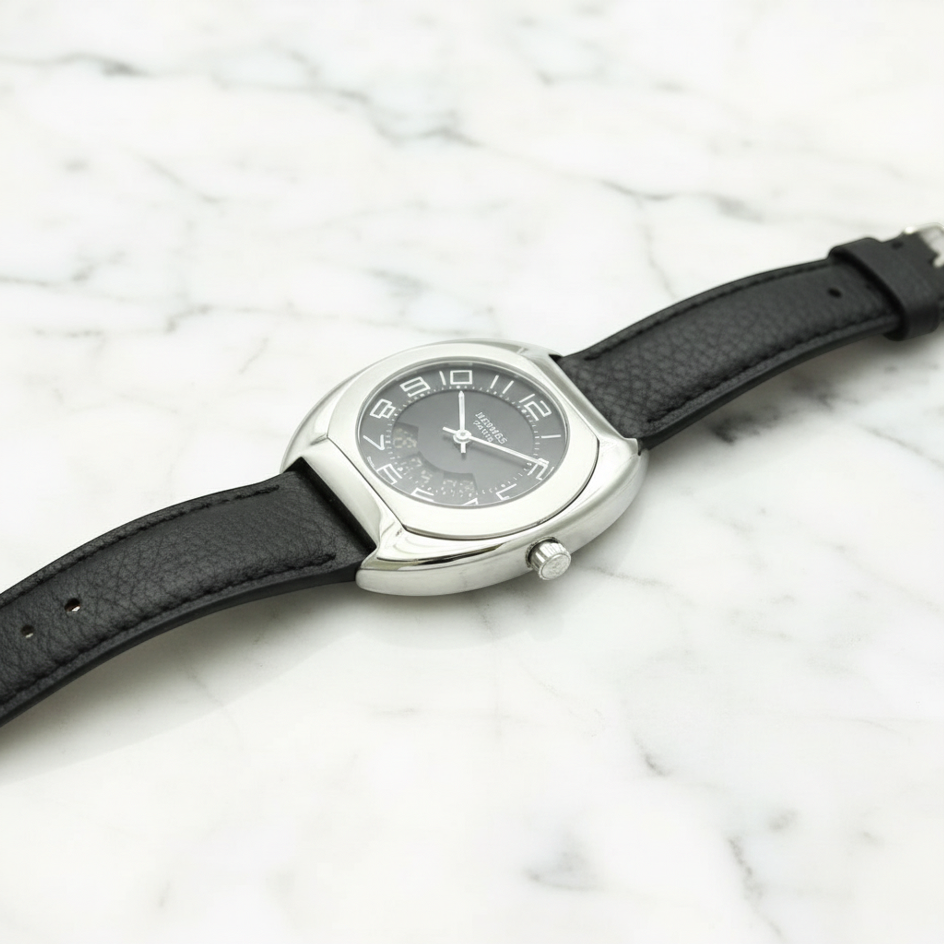 HERMES Espace Stainless Steel Quartz Ladies Watch ES1.210 Polished