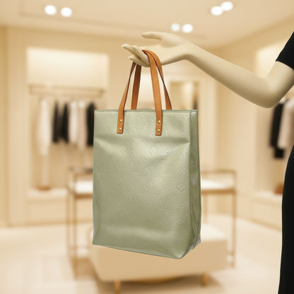 Louis Vuitton Monogram Vernis Reade MM M91142 Women's Tote Bag Gris